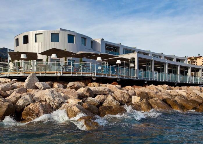 Un restaurant aux allures d'un bateau à Nice